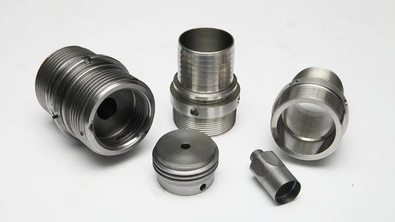 Soem/ODM die CNC-Edelstahl-Teile fertigten Prägebearbeitungsservice CNC besonders an